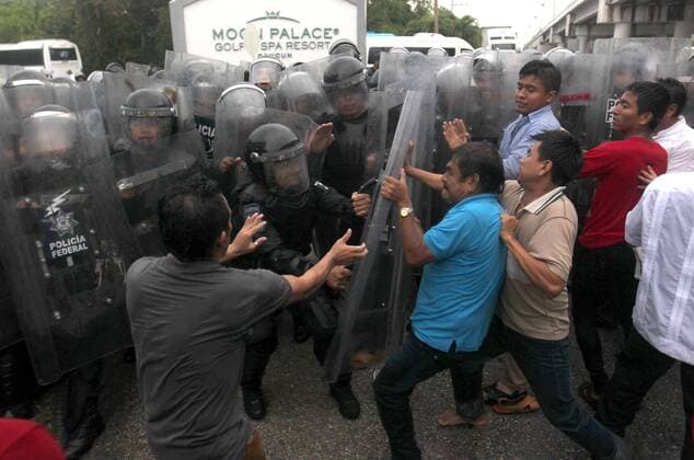 Mexico: Protest against the meeting of the Organization of American States