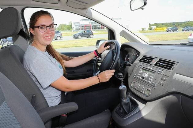 Model experiment on accompanied car driving for young people in Lower Saxony