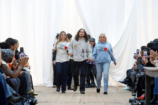 Paris Fashion Week, Bluemarble fashion show
