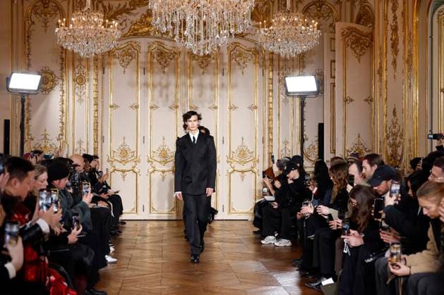 Paris Fashion Week, Wooyoungmi fashion show