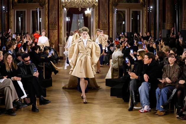 Paris Fashion Week, Viktor & Rolf fashion show