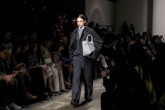 Milan Fashion Week, Iceberg fashion show