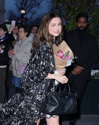 Paris Fashion Week, celebrities leave the Cheval Blanc on their way to the Louis Vuitton fashion show