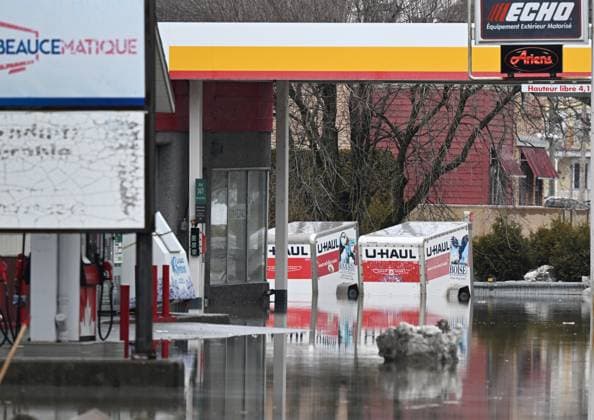 Canada, flooding in Beauceville
