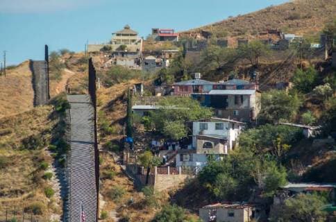 Border between USA and Mexico in Nogales, Arizona