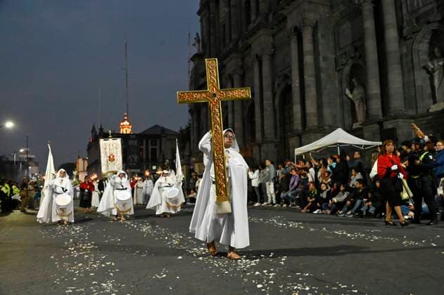 Mexico, Holy Week, Good Friday procession in Toluca