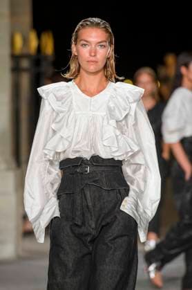 Fashion trend: white boho blouses