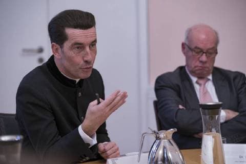 Bonn city dean Wolfgang Picken has died, archive images