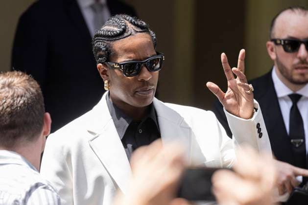 Cannes International Film Festival, Stars at the Hotel Carlton