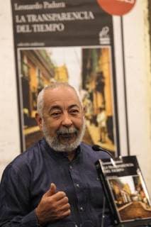 Leonardo Padura presents his new book in Mexico City