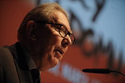 Antony Polonsky speaks at the Museum of the History of Polish Jews in Warsaw
