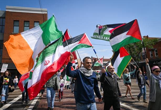 Canada, protest in Edmonton in favour of Iran and Palestine
