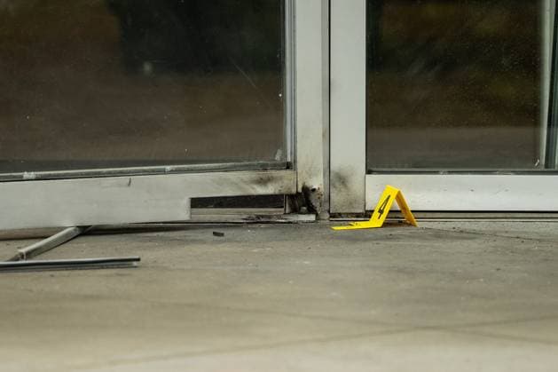 Canada, explosion outside the office of politician Bowinn Ma in North Vacouver