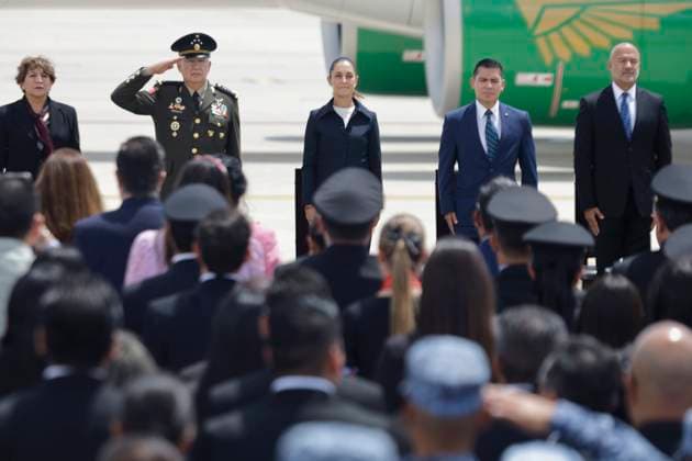 Mexico, Mexicana de Aviacion receives first Embraer in Zumpango