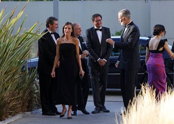King Felipe of Spain and Letizia at a journalist award in Madrid