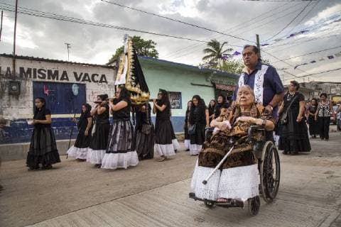 Mexico: Good Friday procession in Tehuantepec