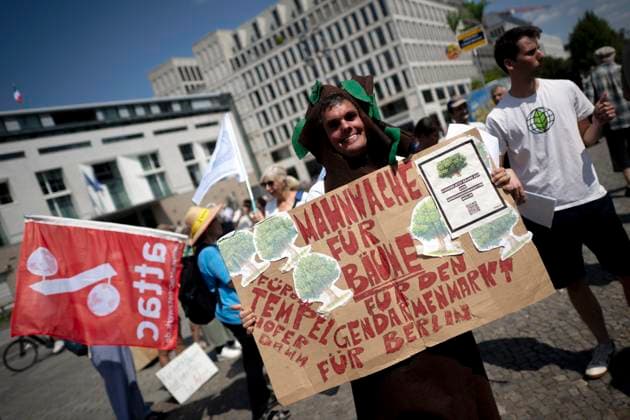 Berlin, Despite criticism, there are no new trees for the Gendarmenmarkt - Stock photos