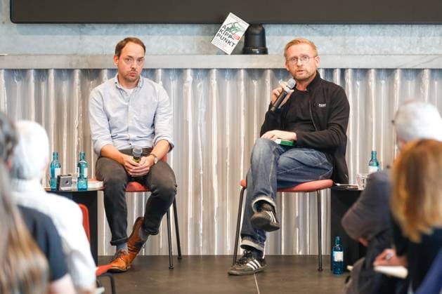 Book premiere of Am Kipppunkt by Toralf Staud and Benjamin von Brackel in Berlin