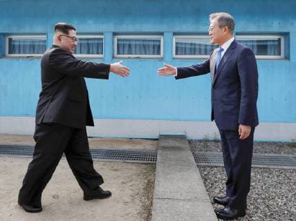 Pictures of the Year 2018, News 04 April
