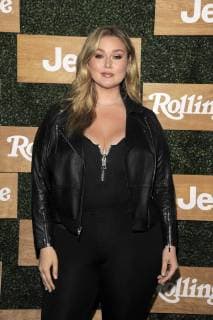 Model Hunter McGrady mourns the loss of her brother, stock images