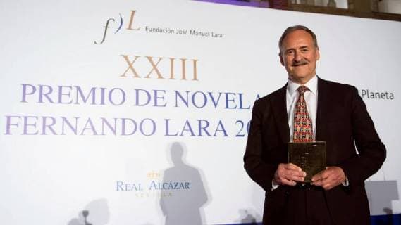 Seville, Jorge Molist receives Fernando Lara Novel Award