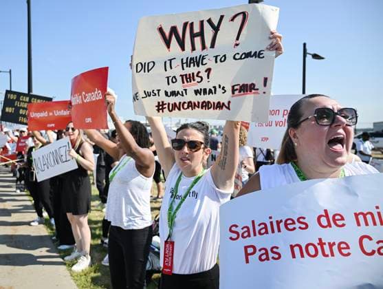 Canada, Air Canada flight attendants on strike in Montreal, airline has to stop operations completely