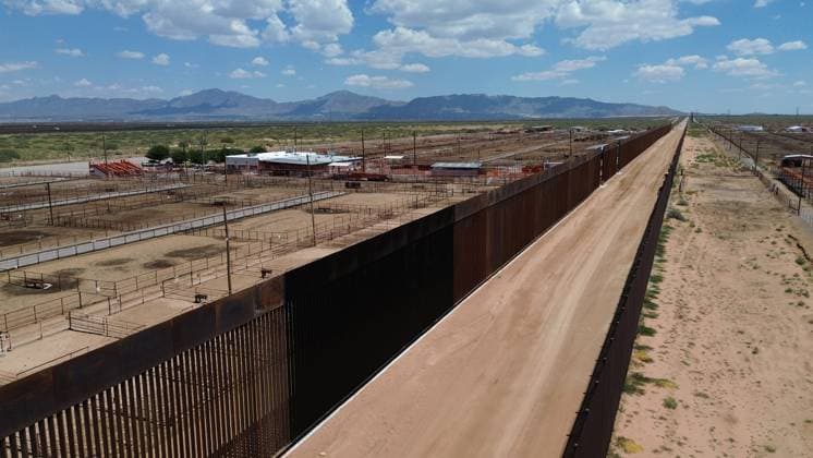 Mexico, border fence between the USA and Mexico in Ciudad Juarez
