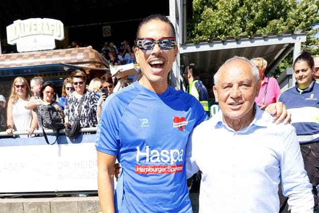 Kicken mit Herz, charity football match in Hamburg