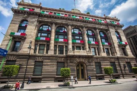 Mexico, central bank raises key interest rate to record high, archive images