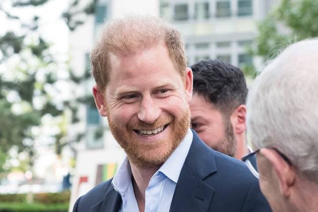 Prince Harry visits Imperial Colleges Centre for Injury Studies