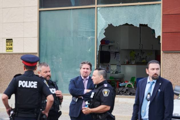 Canada, SUV crashes into building in Richmond