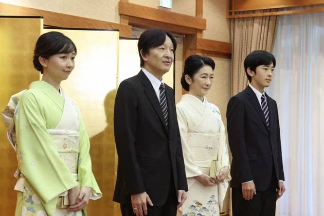 Prince Hisahito celebrates coming of age, banquet in Tokyo