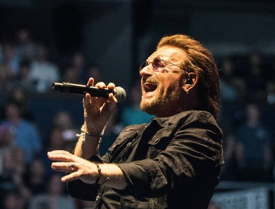 U2, Bono had to cancel concert in Berlin