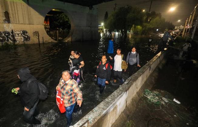 Mexico, flooding after heavy rain in Mexico City