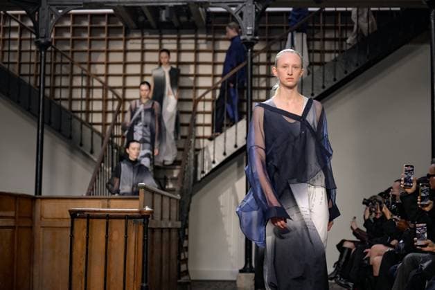 Paris Fashion Week, De Moo fashion show