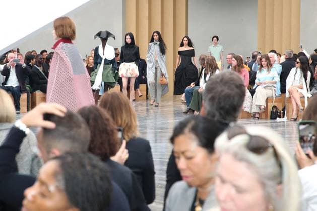 Paris Fashion Week, Dior fashion show