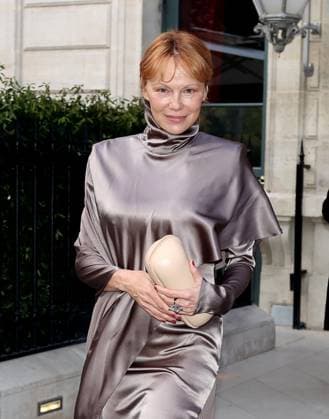 Paris Fashion Week, Pamela Anderson on the road in Paris