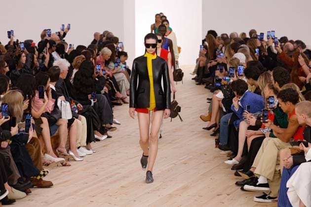 Paris Fashion Week, Loewe fashion show