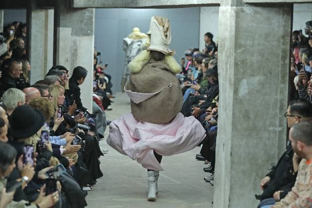 Paris Fashion Week, Comme des Garcons fashion show
