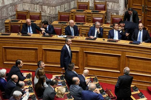 Subsidy scandal in Greece, several ministers resign, archive images