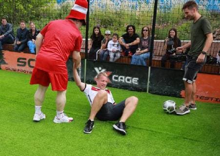 Oliver Pocher plays football against fans in Vienna