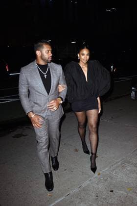 Arrival at the CVFF Vogue Dinner in New York