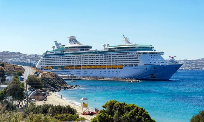 Number of German cruise passengers reaches all-time high, archive images