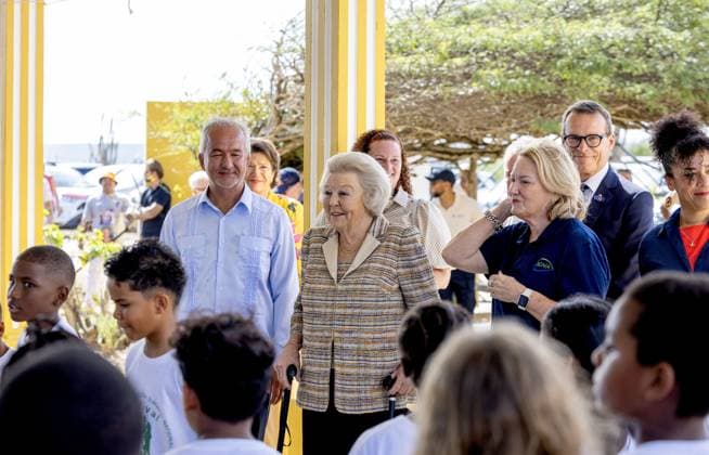 Princess Beatrix visits Bonaire
