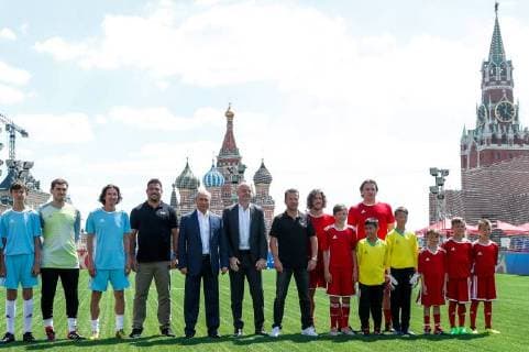 Moscow: Putin visits World Cup football park
