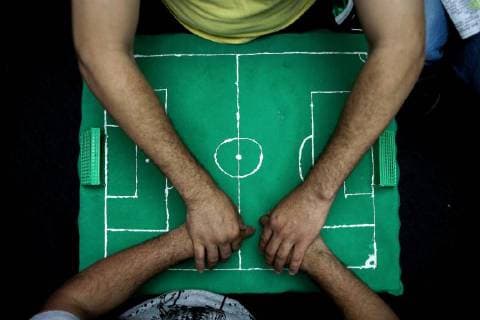 Sao Paulo, we blind people the events at the football World Cup mediated
