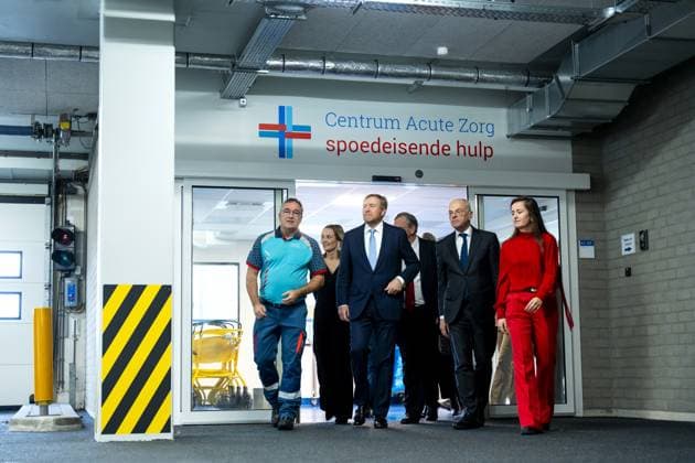 King Willem Alexander of the Netherlands visits LUMC in Leiden