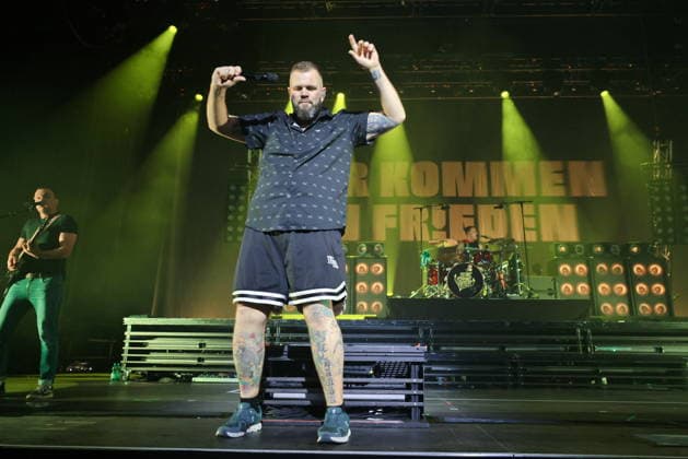 Feine Sahne Fischfilet concert in Berlin