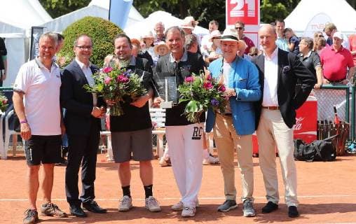 Tennis duel between politics and business in Braunschweig