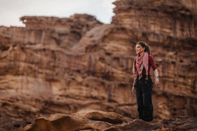 Queen Rania of Jordan visits the UNESCO site of Wadi Rum with Princess Salma